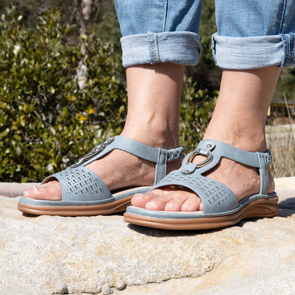 Eleanor Slingbacks